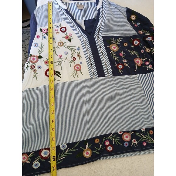 Chicos Women Boho Patchwork Embroidered Tunic Top Size 2 (M) Blue Long Sleeve - Picture 9 of 15